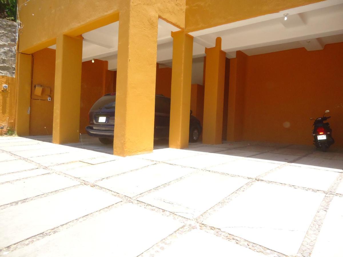 Casa Mexicana La Reyna Manzanillo Exterior photo