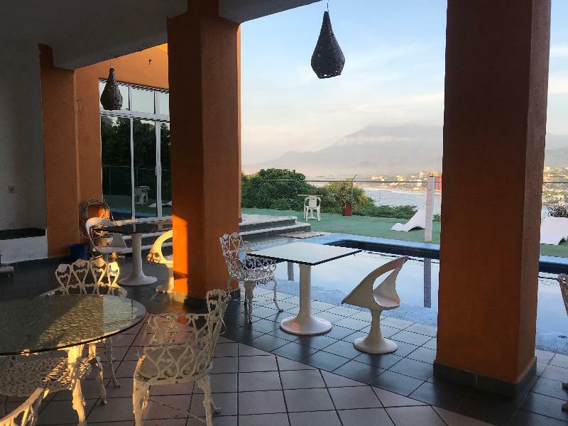 Casa Mexicana La Reyna Manzanillo Exterior photo